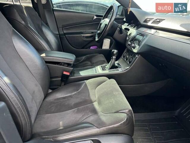 Сірий Фольксваген Пассат, об'ємом двигуна 2 л та пробігом 355 тис. км за 6990 $, фото 20 на Automoto.ua