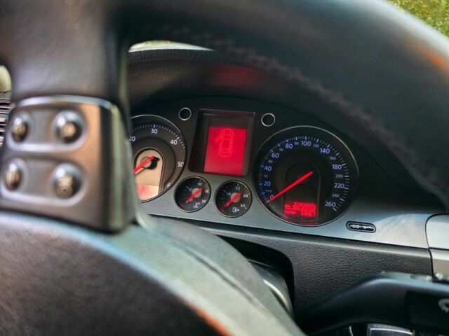 Серый Фольксваген Пассат, объемом двигателя 2 л и пробегом 226 тыс. км за 6300 $, фото 9 на Automoto.ua