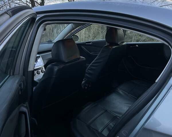 Сірий Фольксваген Пассат, об'ємом двигуна 1.97 л та пробігом 320 тис. км за 5800 $, фото 7 на Automoto.ua