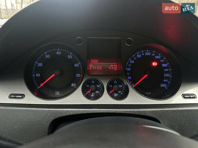 Серый Фольксваген Пассат, объемом двигателя 1.98 л и пробегом 214 тыс. км за 4600 $, фото 12 на Automoto.ua