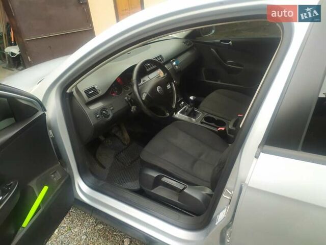 Серый Фольксваген Пассат, объемом двигателя 1.6 л и пробегом 284 тыс. км за 7200 $, фото 3 на Automoto.ua