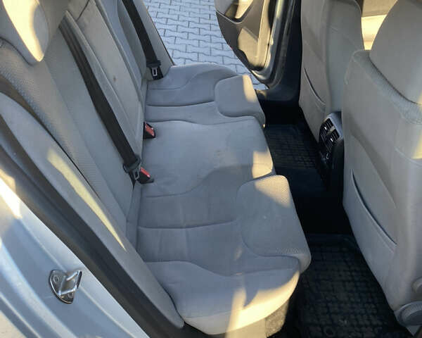 Сірий Фольксваген Пассат, об'ємом двигуна 2 л та пробігом 399 тис. км за 2350 $, фото 3 на Automoto.ua