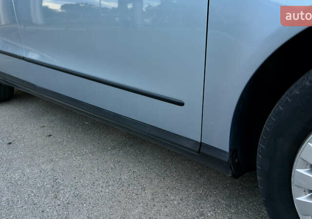 Серый Фольксваген Пассат, объемом двигателя 1.6 л и пробегом 190 тыс. км за 6450 $, фото 12 на Automoto.ua