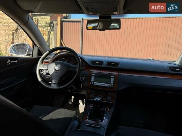 Сірий Фольксваген Пассат, об'ємом двигуна 1.98 л та пробігом 452 тис. км за 7200 $, фото 4 на Automoto.ua