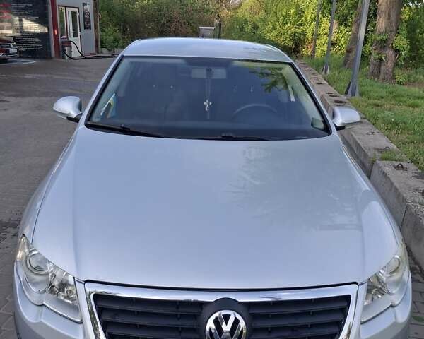 Сірий Фольксваген Пассат, об'ємом двигуна 1.98 л та пробігом 131 тис. км за 7180 $, фото 5 на Automoto.ua