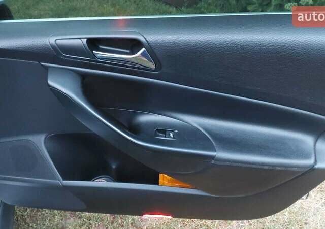 Фольксваген Пассат 2007 в Сумах на Automoto.ua Серый Фольксваген Пассат, объемом двигателя 2 л и пробегом 285 тыс. км за 7300 $, фото 12 на Automoto.ua