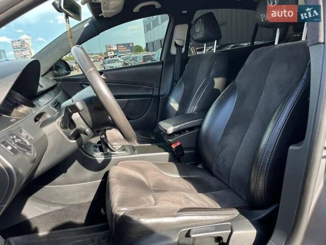 Сірий Фольксваген Пассат, об'ємом двигуна 2 л та пробігом 355 тис. км за 6990 $, фото 46 на Automoto.ua