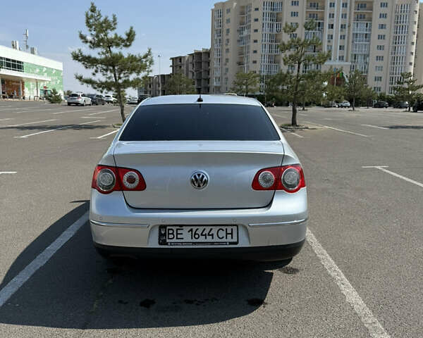 Серый Фольксваген Пассат, объемом двигателя 1.98 л и пробегом 295 тыс. км за 7000 $, фото 3 на Automoto.ua