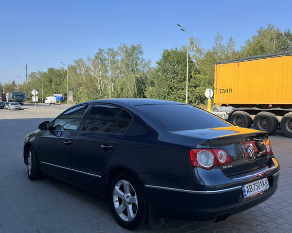 Серый Фольксваген Пассат, объемом двигателя 2 л и пробегом 330 тыс. км за 7400 $, фото 10 на Automoto.ua