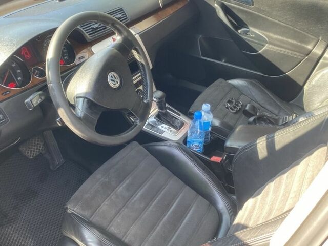 Серый Фольксваген Пассат, объемом двигателя 2 л и пробегом 280 тыс. км за 5000 $, фото 6 на Automoto.ua