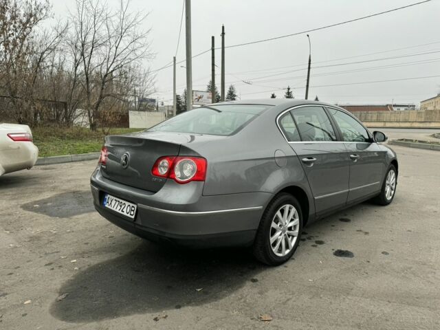 Серый Фольксваген Пассат, объемом двигателя 2 л и пробегом 210 тыс. км за 6999 $, фото 2 на Automoto.ua