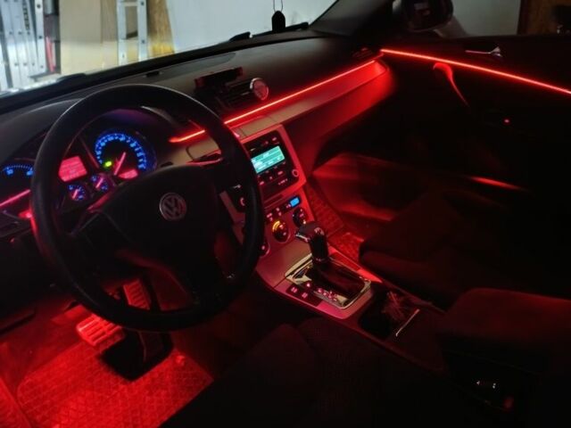 Серый Фольксваген Пассат, объемом двигателя 2 л и пробегом 300 тыс. км за 8500 $, фото 4 на Automoto.ua