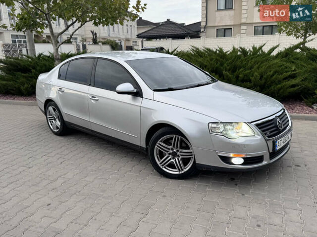 Фольксваген Пассат 2007 у Одесі на Automoto.ua Сірий Фольксваген Пассат, об'ємом двигуна 2 л та пробігом 368 тис. км за 6800 $, фото 3 на Automoto.ua
