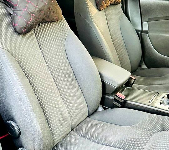 Сірий Фольксваген Пассат, об'ємом двигуна 2 л та пробігом 295 тис. км за 6800 $, фото 9 на Automoto.ua