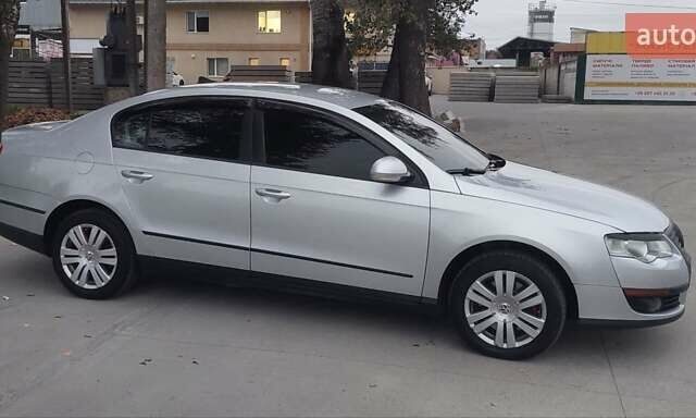 Сірий Фольксваген Пассат, об'ємом двигуна 2 л та пробігом 266 тис. км за 4999 $, фото 9 на Automoto.ua