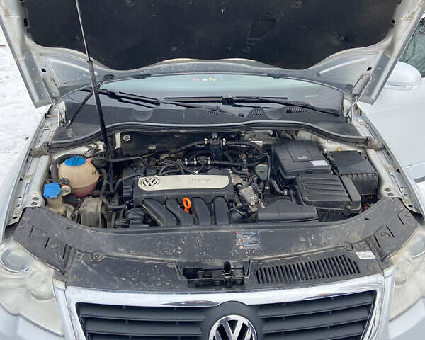 Сірий Фольксваген Пассат, об'ємом двигуна 2 л та пробігом 240 тис. км за 7200 $, фото 24 на Automoto.ua