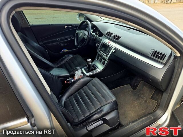 Серый Фольксваген Пассат, объемом двигателя 2 л и пробегом 277 тыс. км за 5500 $, фото 6 на Automoto.ua