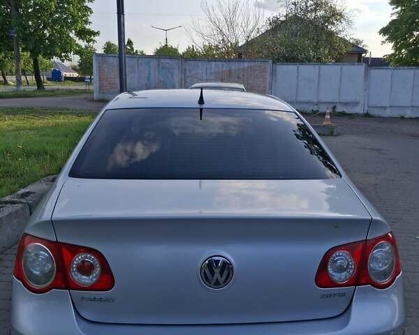 Сірий Фольксваген Пассат, об'ємом двигуна 1.98 л та пробігом 131 тис. км за 7180 $, фото 4 на Automoto.ua