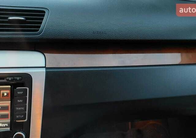 Фольксваген Пассат 2007 в Сумах на Automoto.ua Серый Фольксваген Пассат, объемом двигателя 2 л и пробегом 285 тыс. км за 7300 $, фото 11 на Automoto.ua