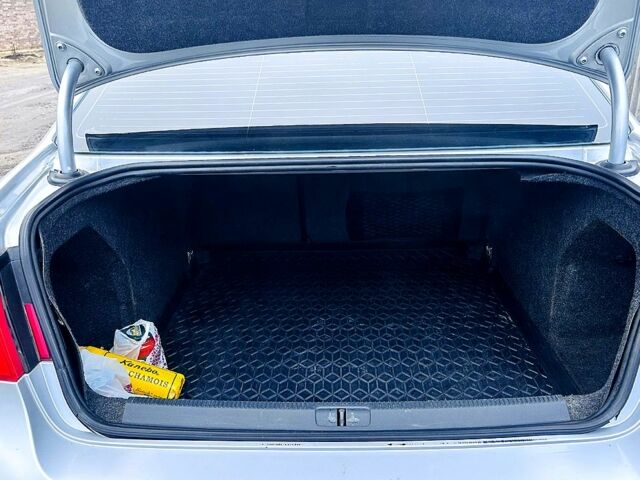 Сірий Фольксваген Пассат, об'ємом двигуна 2 л та пробігом 313 тис. км за 6200 $, фото 10 на Automoto.ua