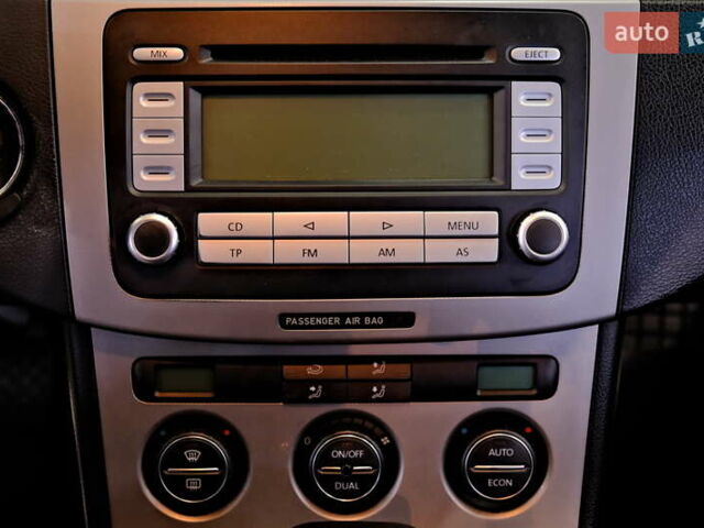 Серый Фольксваген Пассат, объемом двигателя 2 л и пробегом 227 тыс. км за 6900 $, фото 19 на Automoto.ua