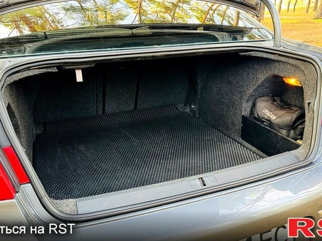 Сірий Фольксваген Пассат, об'ємом двигуна 2 л та пробігом 295 тис. км за 6800 $, фото 6 на Automoto.ua