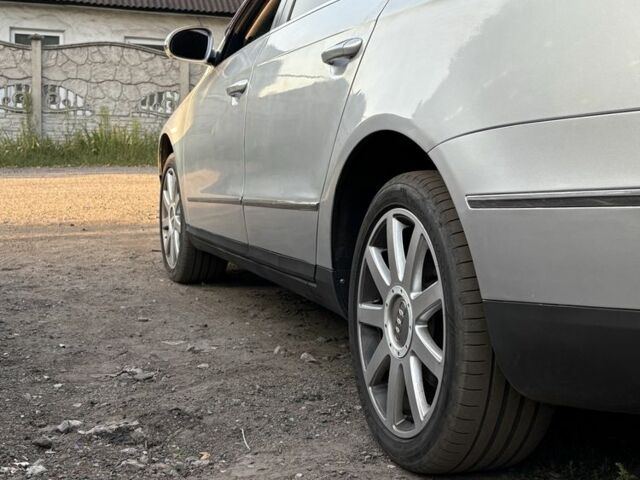 Серый Фольксваген Пассат, объемом двигателя 2 л и пробегом 287 тыс. км за 6000 $, фото 4 на Automoto.ua