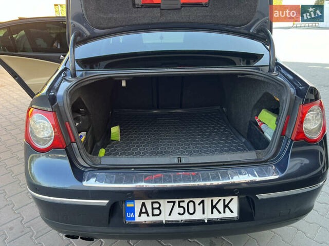 Серый Фольксваген Пассат, объемом двигателя 2 л и пробегом 330 тыс. км за 7400 $, фото 19 на Automoto.ua