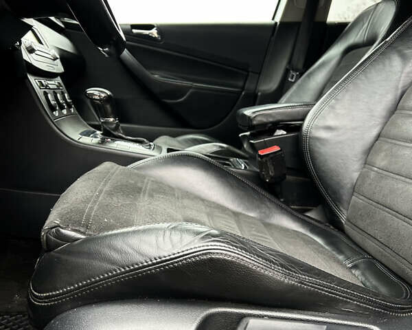 Серый Фольксваген Пассат, объемом двигателя 1.98 л и пробегом 284 тыс. км за 7100 $, фото 14 на Automoto.ua