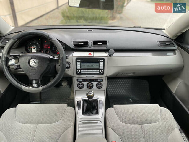 Серый Фольксваген Пассат, объемом двигателя 2 л и пробегом 344 тыс. км за 4999 $, фото 44 на Automoto.ua