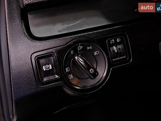 Серый Фольксваген Пассат, объемом двигателя 2 л и пробегом 227 тыс. км за 6900 $, фото 17 на Automoto.ua