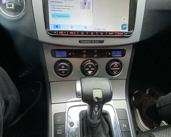 Серый Фольксваген Пассат, объемом двигателя 1.97 л и пробегом 316 тыс. км за 6800 $, фото 7 на Automoto.ua