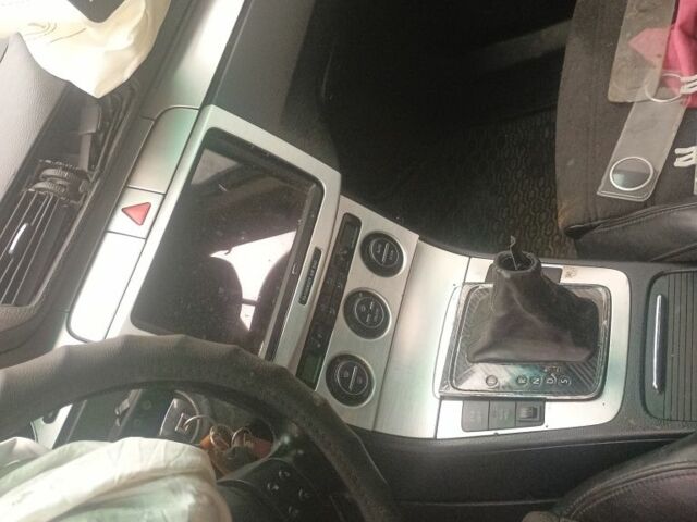 Серый Фольксваген Пассат, объемом двигателя 3 л и пробегом 290 тыс. км за 3200 $, фото 8 на Automoto.ua