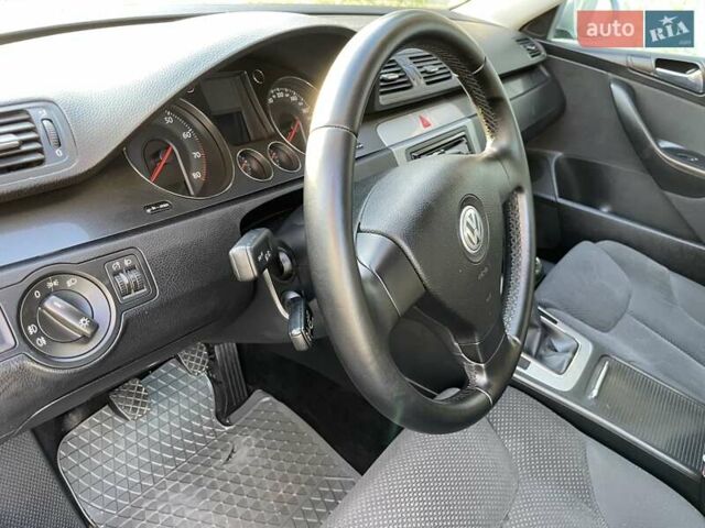 Серый Фольксваген Пассат, объемом двигателя 1.98 л и пробегом 160 тыс. км за 6900 $, фото 34 на Automoto.ua