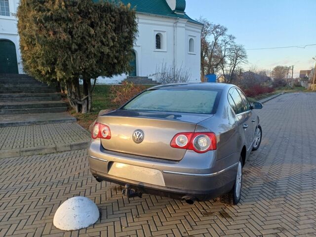 Серый Фольксваген Пассат, объемом двигателя 2 л и пробегом 222 тыс. км за 4300 $, фото 4 на Automoto.ua