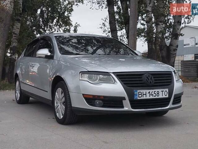 Сірий Фольксваген Пассат, об'ємом двигуна 2 л та пробігом 266 тис. км за 4999 $, фото 12 на Automoto.ua