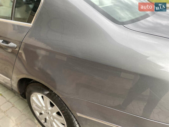 Серый Фольксваген Пассат, объемом двигателя 2 л и пробегом 344 тыс. км за 4999 $, фото 62 на Automoto.ua