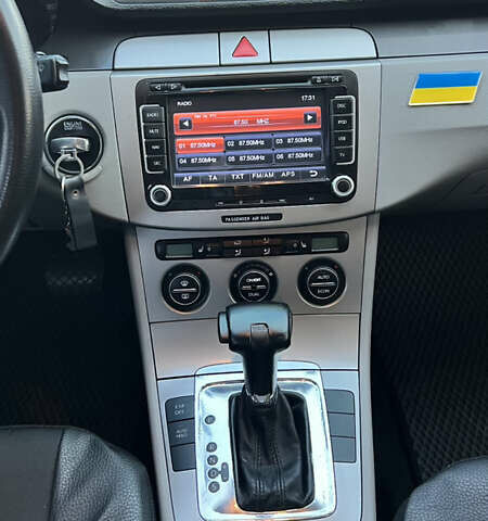 Серый Фольксваген Пассат, объемом двигателя 2 л и пробегом 246 тыс. км за 7000 $, фото 9 на Automoto.ua