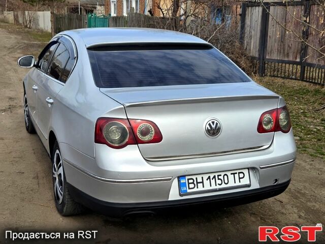 Серый Фольксваген Пассат, объемом двигателя 2 л и пробегом 277 тыс. км за 5500 $, фото 4 на Automoto.ua