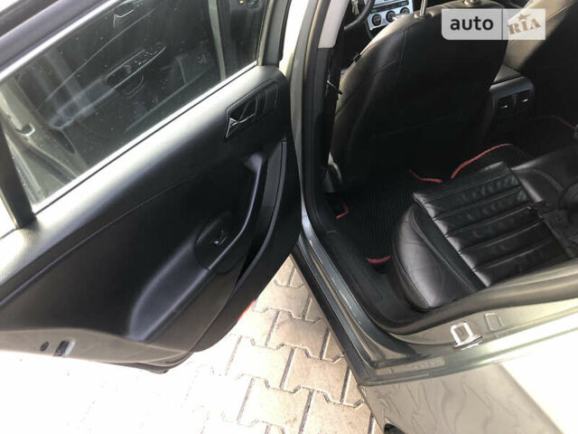 Серый Фольксваген Пассат, объемом двигателя 1.97 л и пробегом 322 тыс. км за 7500 $, фото 11 на Automoto.ua