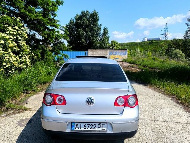 Фольксваген Пассат 2007 у Києві на Automoto.ua Сірий Фольксваген Пассат, об'ємом двигуна 2 л та пробігом 316 тис. км за 6400 $, фото 5 на Automoto.ua