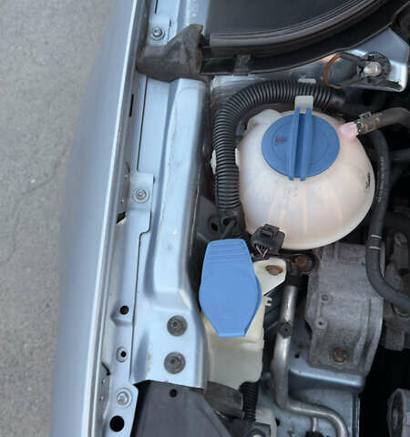 Серый Фольксваген Пассат, объемом двигателя 1.6 л и пробегом 190 тыс. км за 6450 $, фото 40 на Automoto.ua