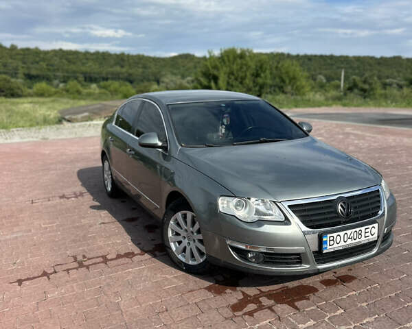 Сірий Фольксваген Пассат, об'ємом двигуна 2 л та пробігом 273 тис. км за 5800 $, фото 2 на Automoto.ua
