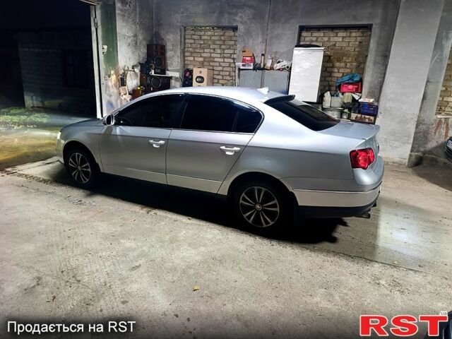 Серый Фольксваген Пассат, объемом двигателя 2 л и пробегом 309 тыс. км за 8500 $, фото 7 на Automoto.ua