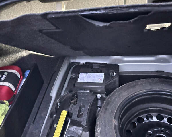 Серый Фольксваген Пассат, объемом двигателя 2 л и пробегом 287 тыс. км за 7600 $, фото 50 на Automoto.ua