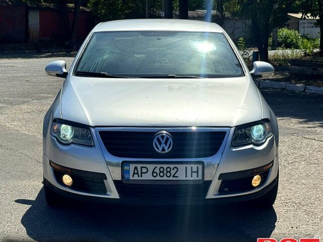 Сірий Фольксваген Пассат, об'ємом двигуна 2 л та пробігом 210 тис. км за 4700 $, фото 2 на Automoto.ua