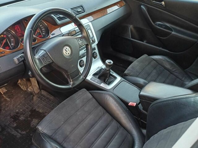 Серый Фольксваген Пассат, объемом двигателя 2 л и пробегом 222 тыс. км за 4300 $, фото 10 на Automoto.ua