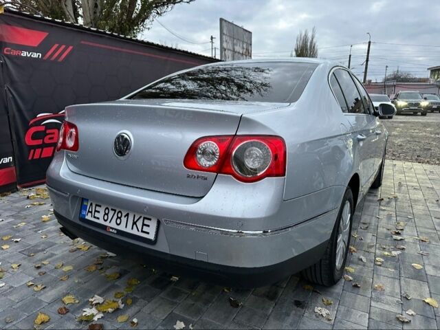 Серый Фольксваген Пассат, объемом двигателя 2 л и пробегом 219 тыс. км за 7500 $, фото 4 на Automoto.ua