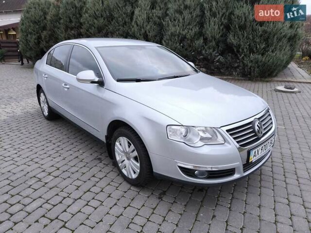 Серый Фольксваген Пассат, объемом двигателя 2 л и пробегом 42 тыс. км за 10000 $, фото 3 на Automoto.ua