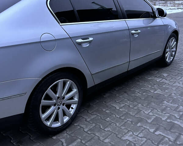 Серый Фольксваген Пассат, объемом двигателя 2 л и пробегом 287 тыс. км за 7600 $, фото 28 на Automoto.ua